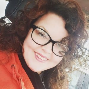 Meet your Posher, Erika